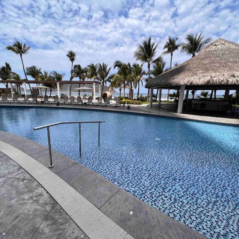 Dream Vacations At Camino Al Mar With Ocean View - Two-Bedroom Apartment - 6