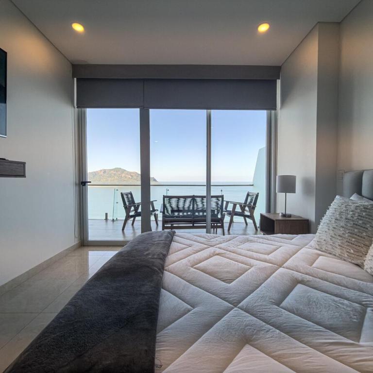 Dream Vacations At Camino Al Mar With Ocean View - Two-Bedroom Apartment - 8