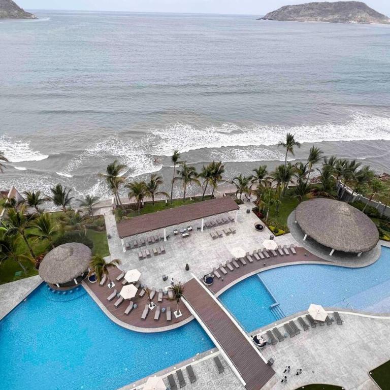 Dream Vacations At Camino Al Mar With Ocean View - Two-Bedroom Apartment - 19