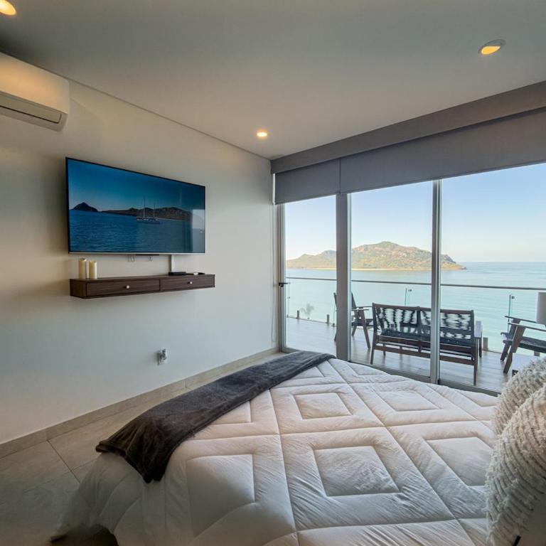 Dream Vacations At Camino Al Mar With Ocean View - Two-Bedroom Apartment - 35