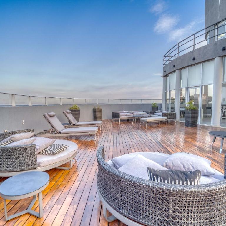 Executive Apartment in Corporate Axis Ideal for Business Stay - One-Bedroom Apartment - 2