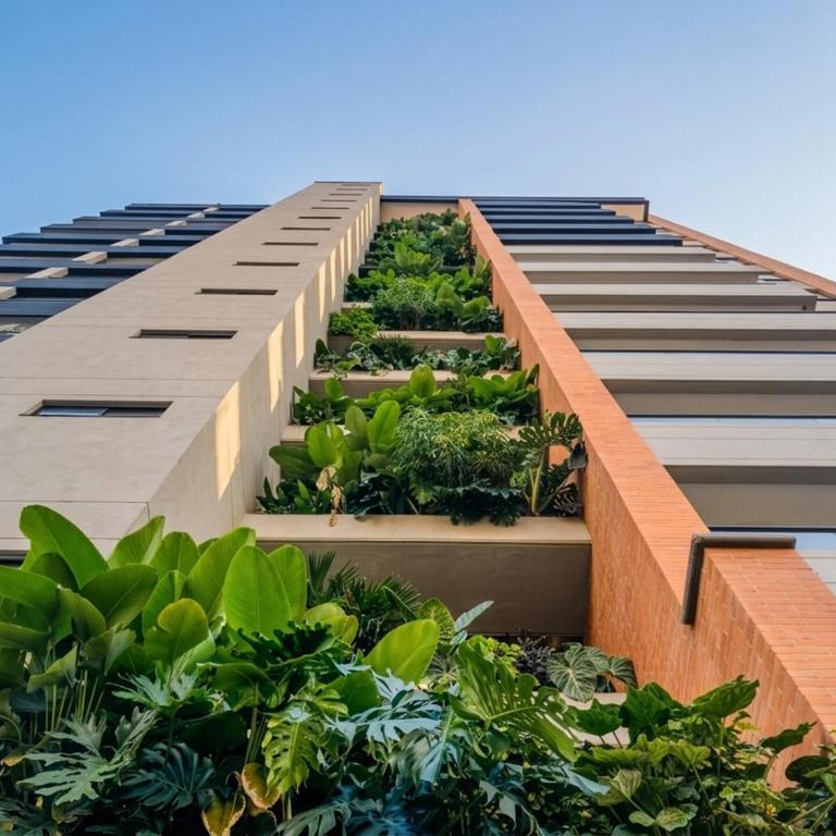 Modern Apartment with Balcony | Near El Poblado - Apartamento - 7