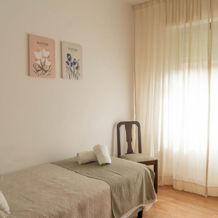 Refugio Urbano en Jujuy, Departamento Amplio, Luminoso y Céntrico - Three-Bedroom Apartment - 4