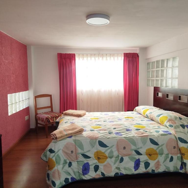 Acogedor y céntrico departamento en Miraflores - Two-Bedroom Apartment - 1