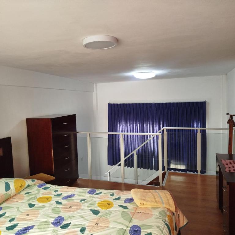 Acogedor y céntrico departamento en Miraflores - Two-Bedroom Apartment - 2