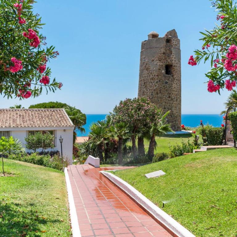 Torrenueva: Sea Views Garden Andalusian Charm - Apartamento - 10