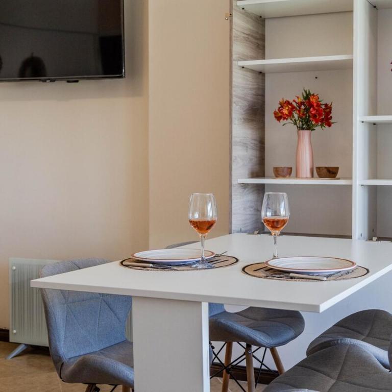 BT Homes - Studio Renovado & Moderno a Metros Mar - Apartamento de 1 dormitorio - 5