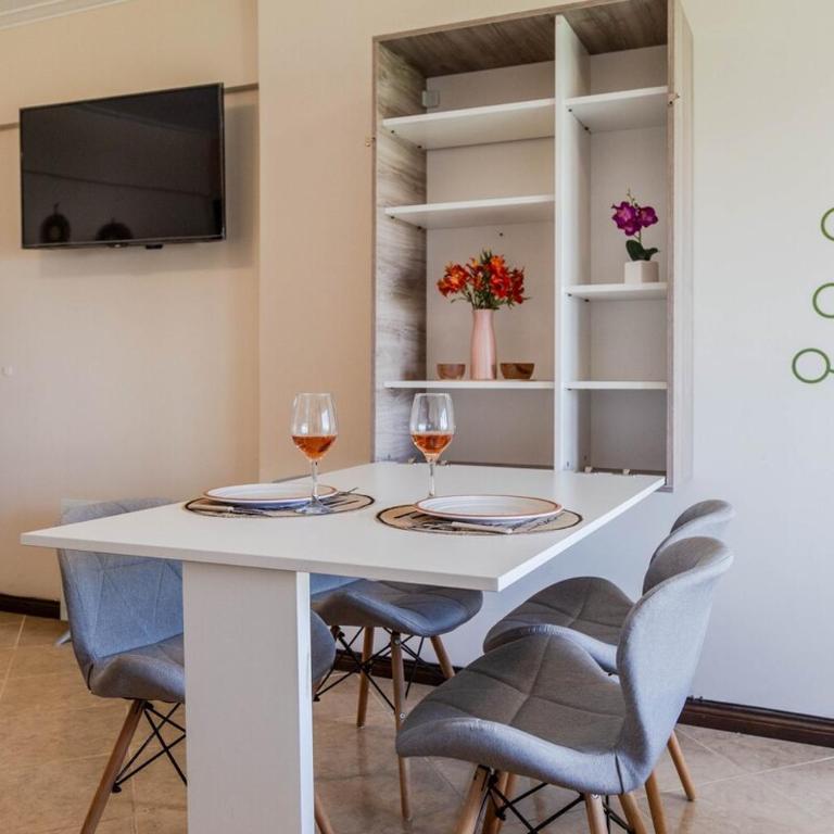 BT Homes - Studio Renovado & Moderno a Metros Mar - Apartamento de 1 dormitorio - 17