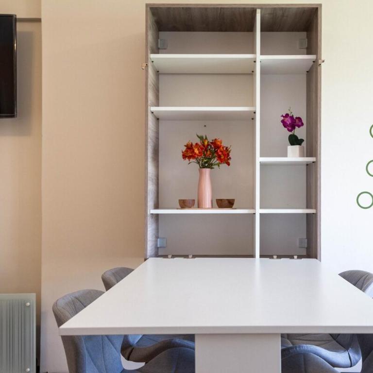 BT Homes - Studio Renovado & Moderno a Metros Mar - Apartamento de 1 dormitorio - 39