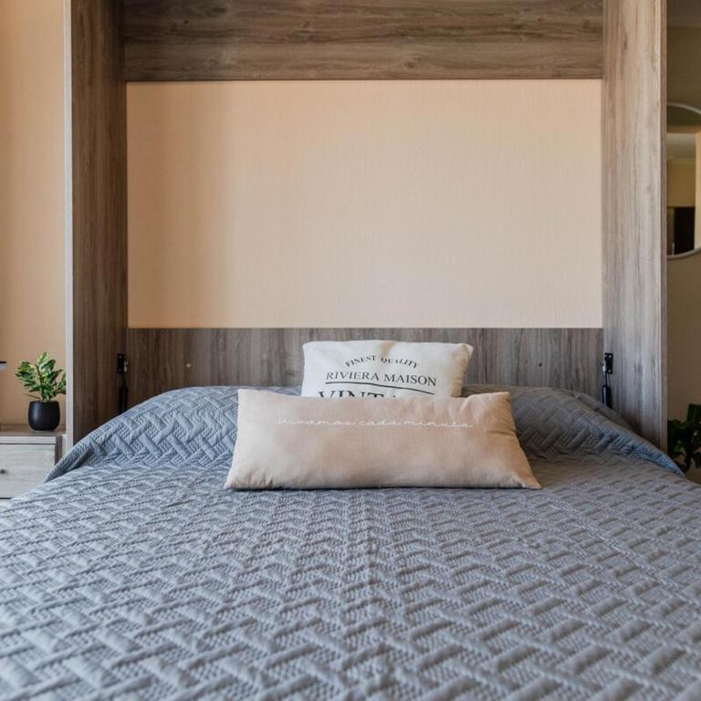 BT Homes - Studio Renovado & Moderno a Metros Mar - Apartamento de 1 dormitorio - 40
