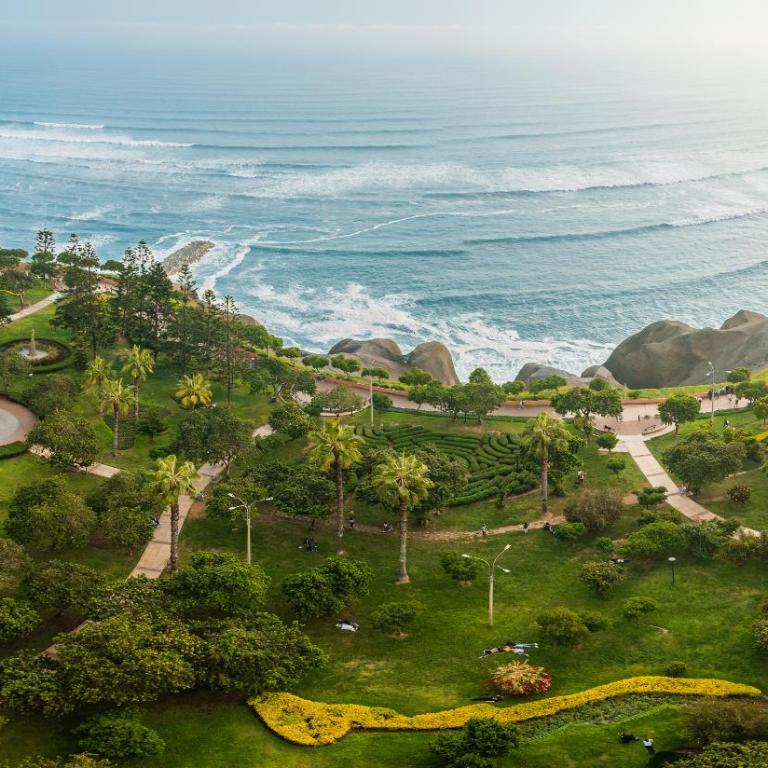 Spectacular Panoramic Ocean View in Miraflores - Three-Bedroom Apartment with Sea View - 55