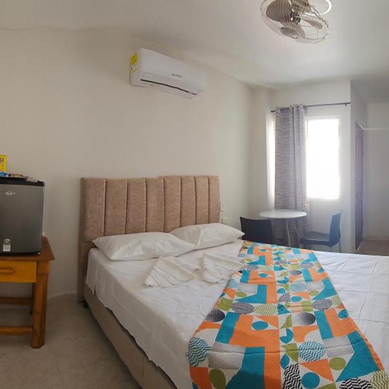 Caribbean Airport Hotel - Standard Double Room - 8