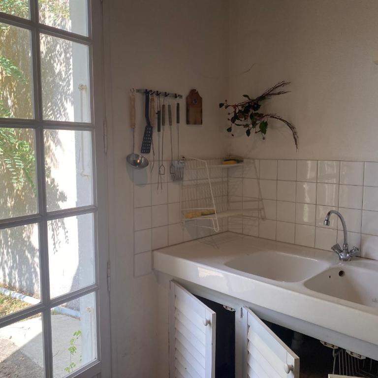 Maison à 220m de la plage Centrale, Jardin clos, Terrasse, Proche commerces, Animaux acceptés - FR-1-22-214 - Casa de vacaciones (4 adultos) - 14