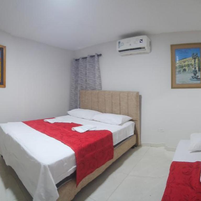 Caribbean Airport Hotel - Standard Triple Room - 7
