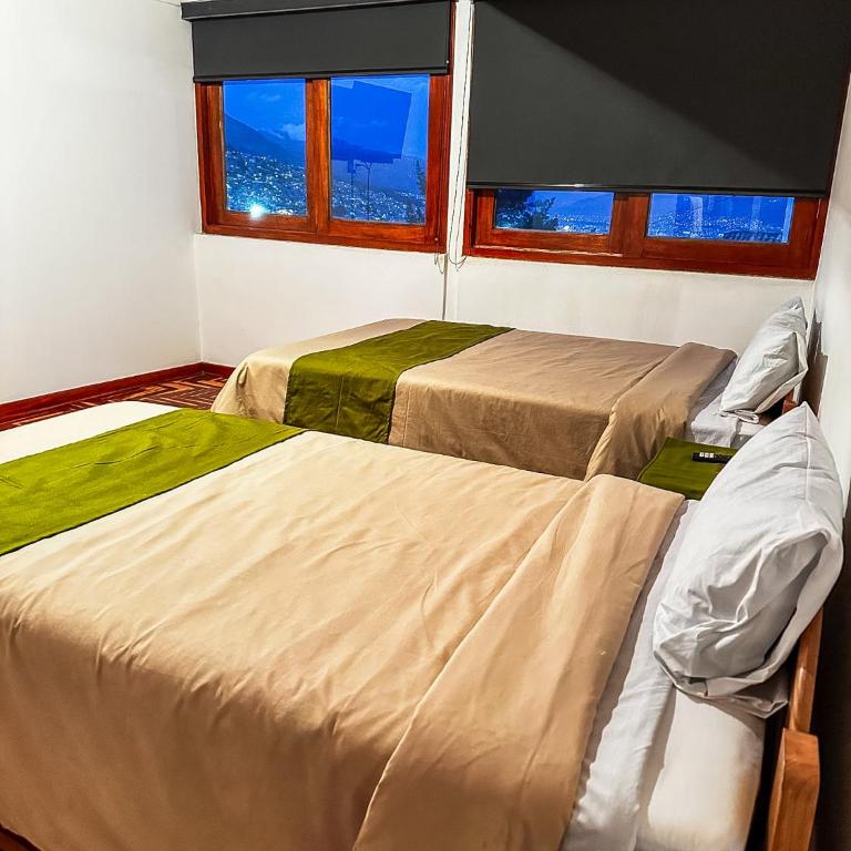 Eco Bunnu Inn Santa Ana - Standard Family Room - 14
