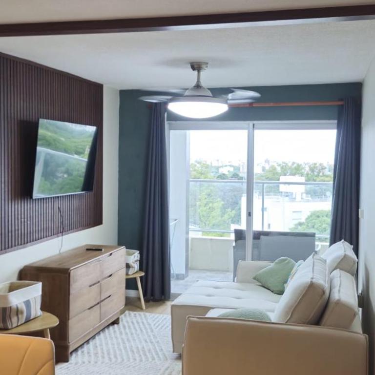 Comodo apartamento en Tres Cruces - Room #1621113101 - 5