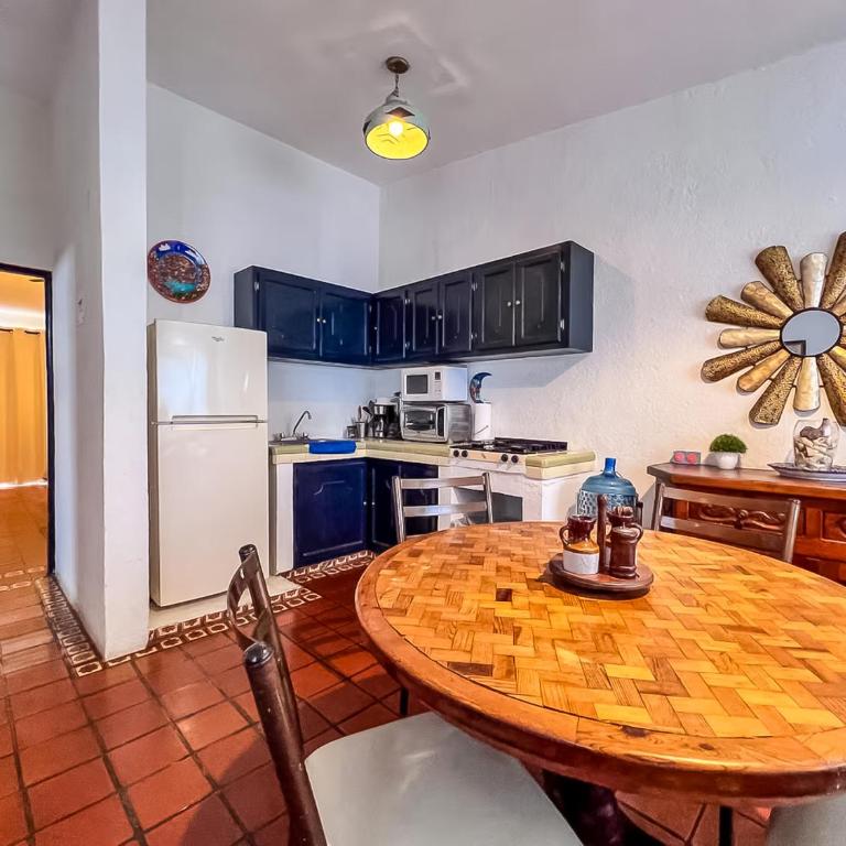 Casa Blanca Condominio - One-Bedroom Apartment - 4