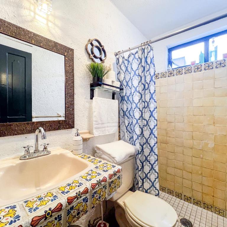 Casa Blanca Condominio - One-Bedroom Apartment - 13