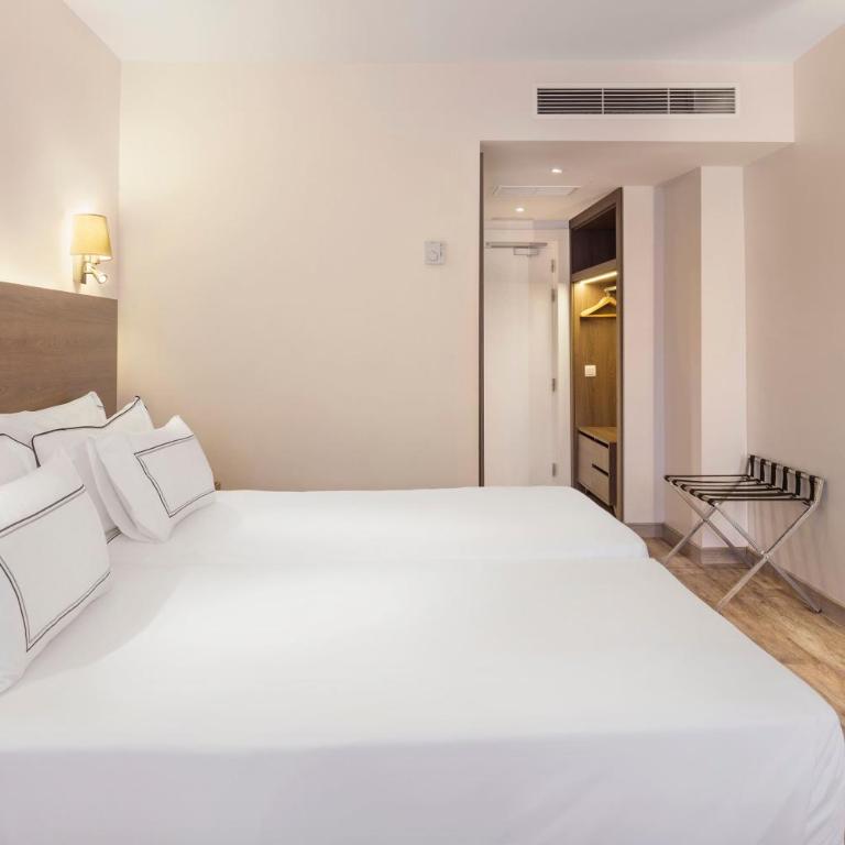 Meliá Lebreros - Habitación Doble - 2 camas - 3