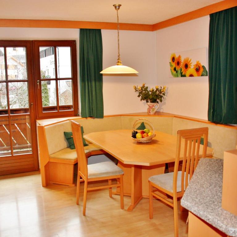 evashome - Apartment mit 2 Schlafzimmern und Balkon - 6