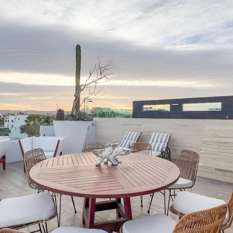 Casa Altamar - Rooftop, vistas y Piscina a pasos del Malecon - Three-Bedroom Vacation Home - 38