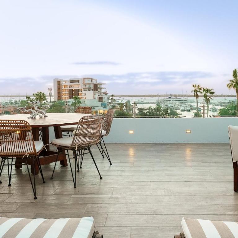 Casa Altamar - Rooftop, vistas y Piscina a pasos del Malecon - Three-Bedroom Vacation Home - 41