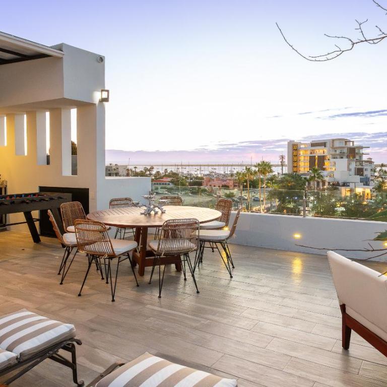 Casa Altamar - Rooftop, vistas y Piscina a pasos del Malecon - Three-Bedroom Vacation Home - 40