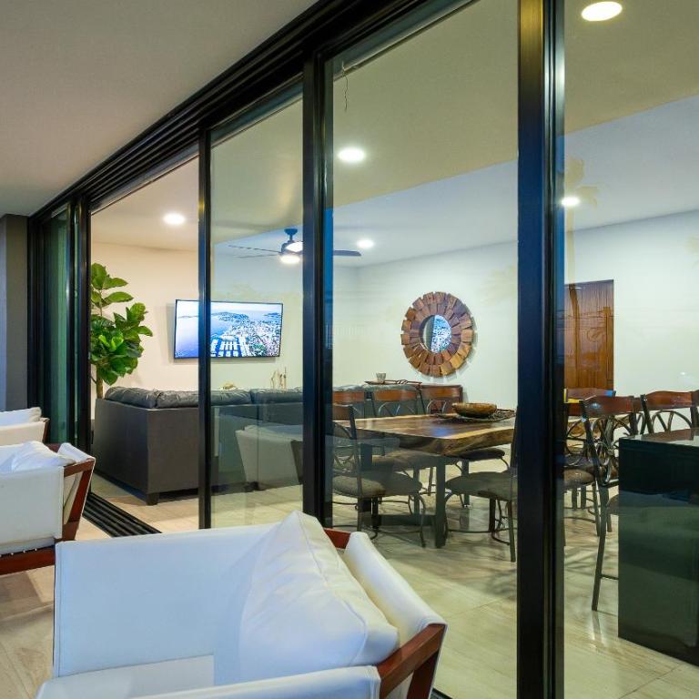 Casa Altamar - Rooftop, vistas y Piscina a pasos del Malecon - Three-Bedroom Vacation Home - 63