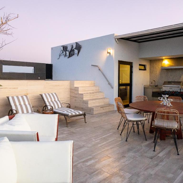 Casa Altamar - Rooftop, vistas y Piscina a pasos del Malecon - Three-Bedroom Vacation Home - 78