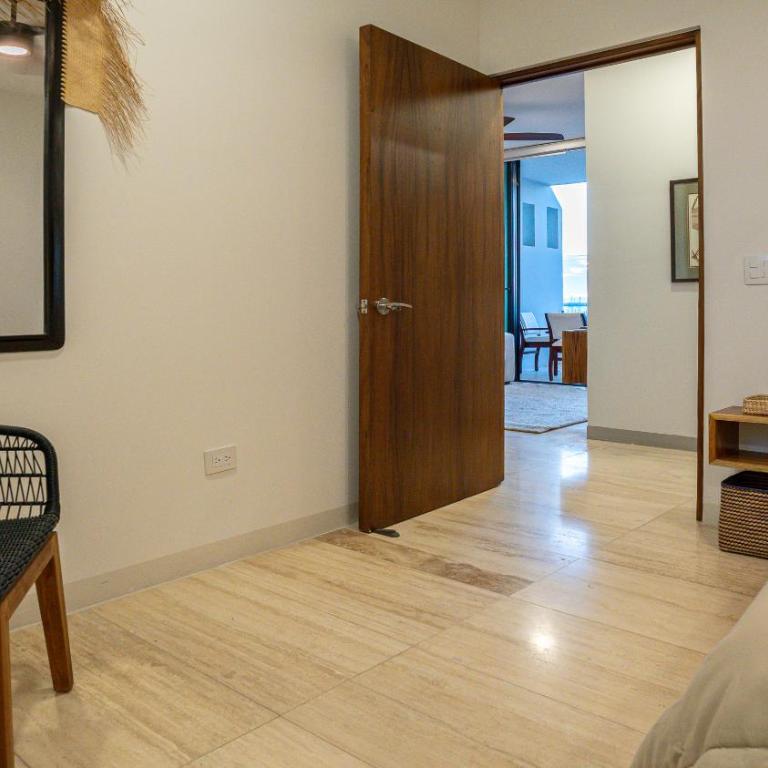 Casa Altamar - Rooftop, vistas y Piscina a pasos del Malecon - Three-Bedroom Vacation Home - 91