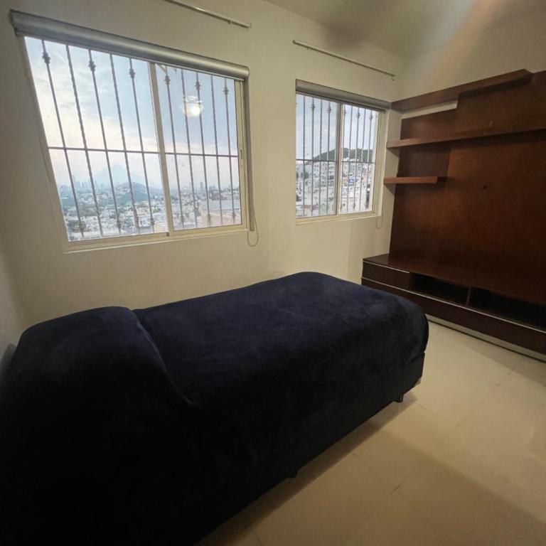 Hermosa Casa con Espectaculares Vistas al Sur de Mty - Three-Bedroom House - 7