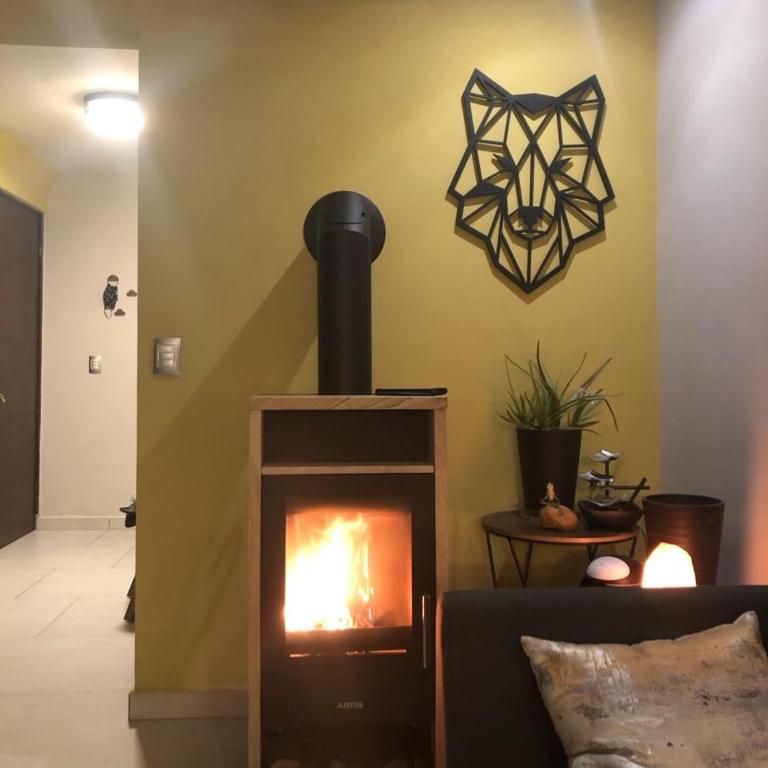 Hermosa Casa con Espectaculares Vistas al Sur de Mty - Three-Bedroom House - 19