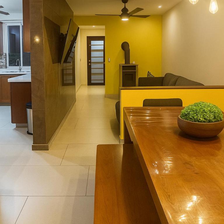 Hermosa Casa con Espectaculares Vistas al Sur de Mty - Three-Bedroom House - 24