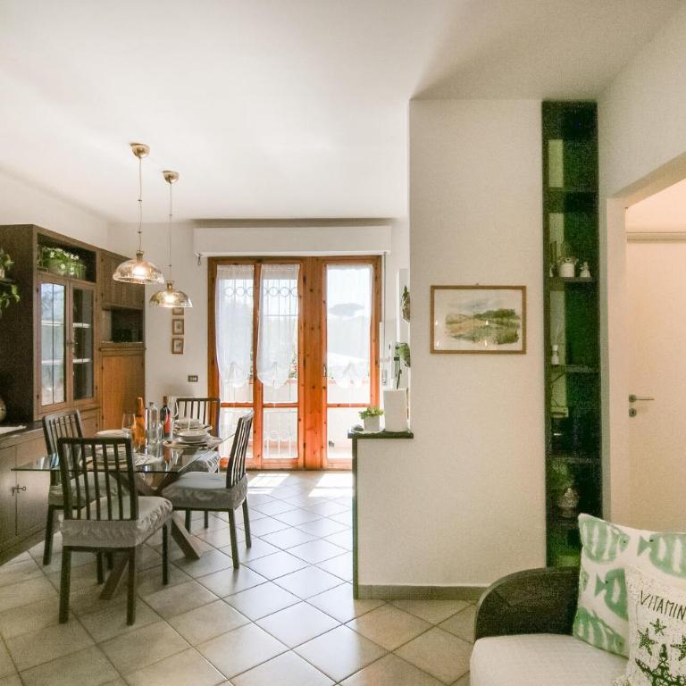 2 Bedroom Gorgeous Apartment In Marina Di Massa - Appartamento con Terrazza - 3