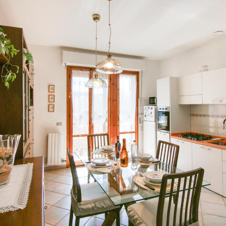 2 Bedroom Gorgeous Apartment In Marina Di Massa - Appartamento con Terrazza - 5