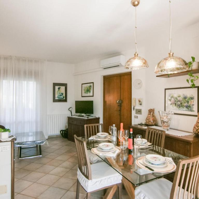 2 Bedroom Gorgeous Apartment In Marina Di Massa - Appartamento con Terrazza - 6