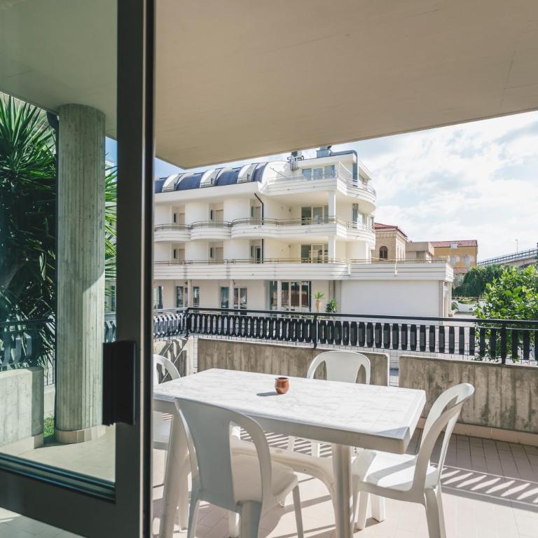 Hotel Principe Residence - Appartamento con 2 Camere da Letto e Vista Piscina - 10