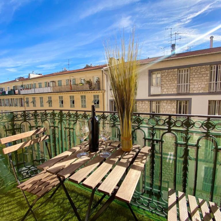 Cosy balcon clim Place Masséna 10 min en tram - Appartement 1 Chambre - 16