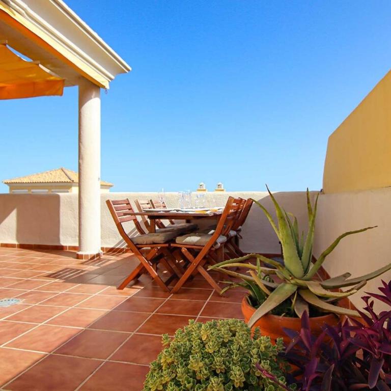 Precioso ático en Cabopino - Marbella - Apartamento - 16