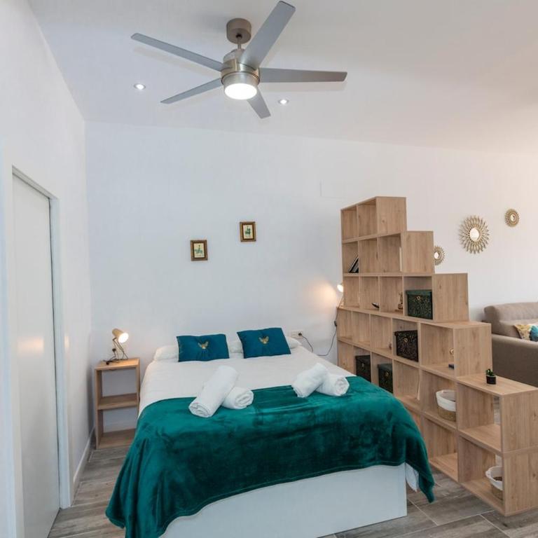 Luxe Marina Premium Port views I - One-Bedroom Apartment with Sea View - 9
