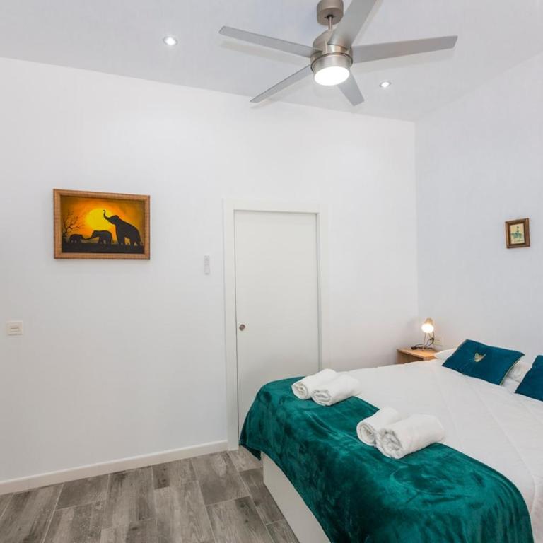 Luxe Marina Premium Port views I - One-Bedroom Apartment with Sea View - 17