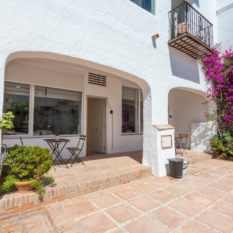 Luxe Marina Premium Port views I - One-Bedroom Apartment with Sea View - 38