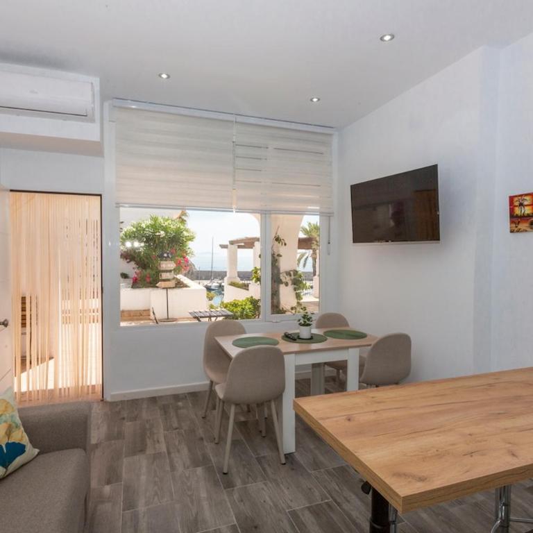 Luxe Marina Premium Port views I - One-Bedroom Apartment with Sea View - 39