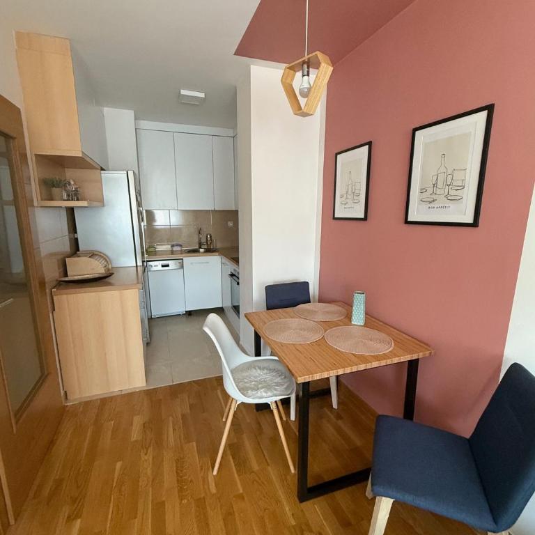 Apartman Central Pale - One-Bedroom Apartment - 4