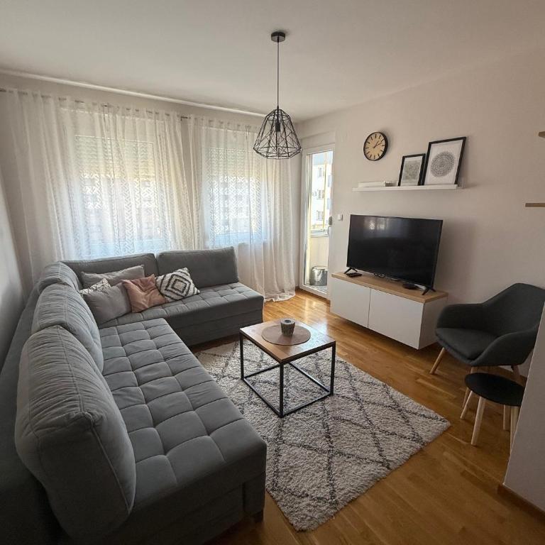 Apartman Central Pale - One-Bedroom Apartment - 1