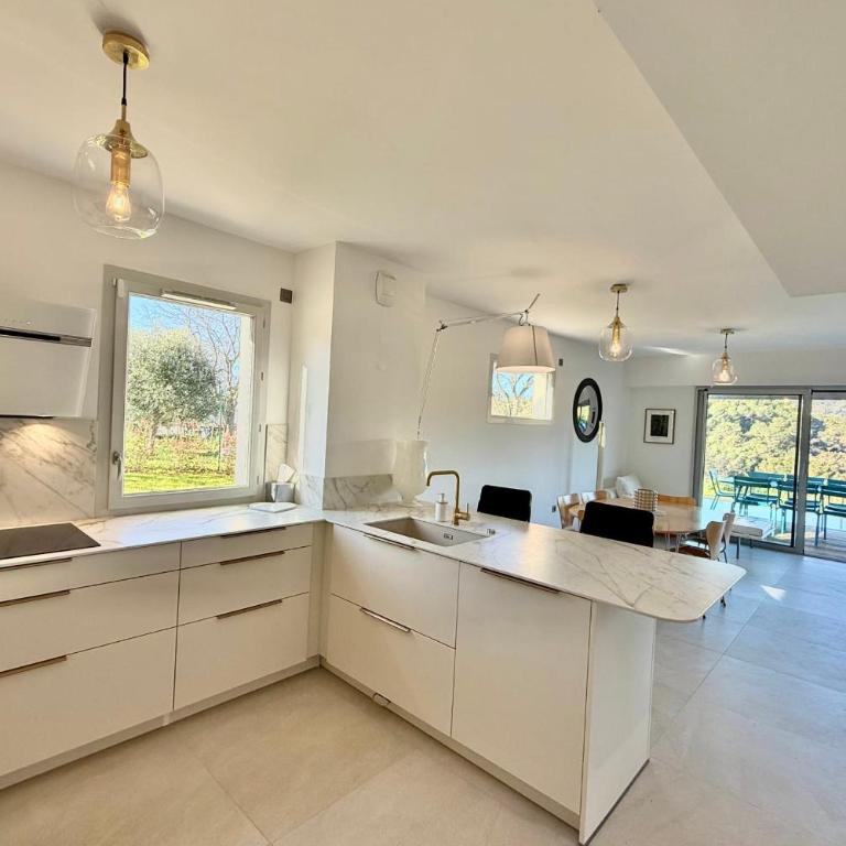 Villa contemporaine de standing Antibes 3 Chbres - 6 Pers - PiscineParking - Villa - 18