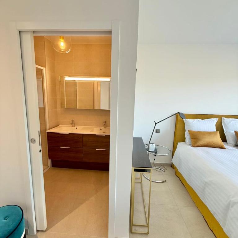 Villa contemporaine de standing Antibes 3 Chbres - 6 Pers - PiscineParking - Villa - 29