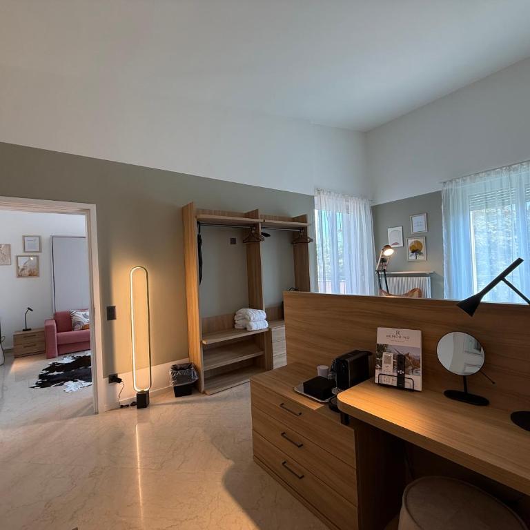 Boutique-Hotel REMORINO, a Lago Maggiore GARDEN RESORT - Suite "Verzasca" - 3