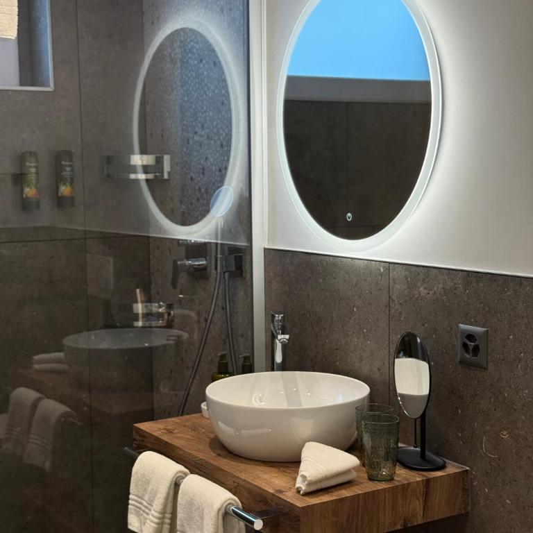 Boutique-Hotel REMORINO, a Lago Maggiore GARDEN RESORT - Monolocale - 3