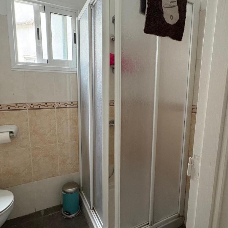 ATICO 2 - Apartamento con ducha - 4